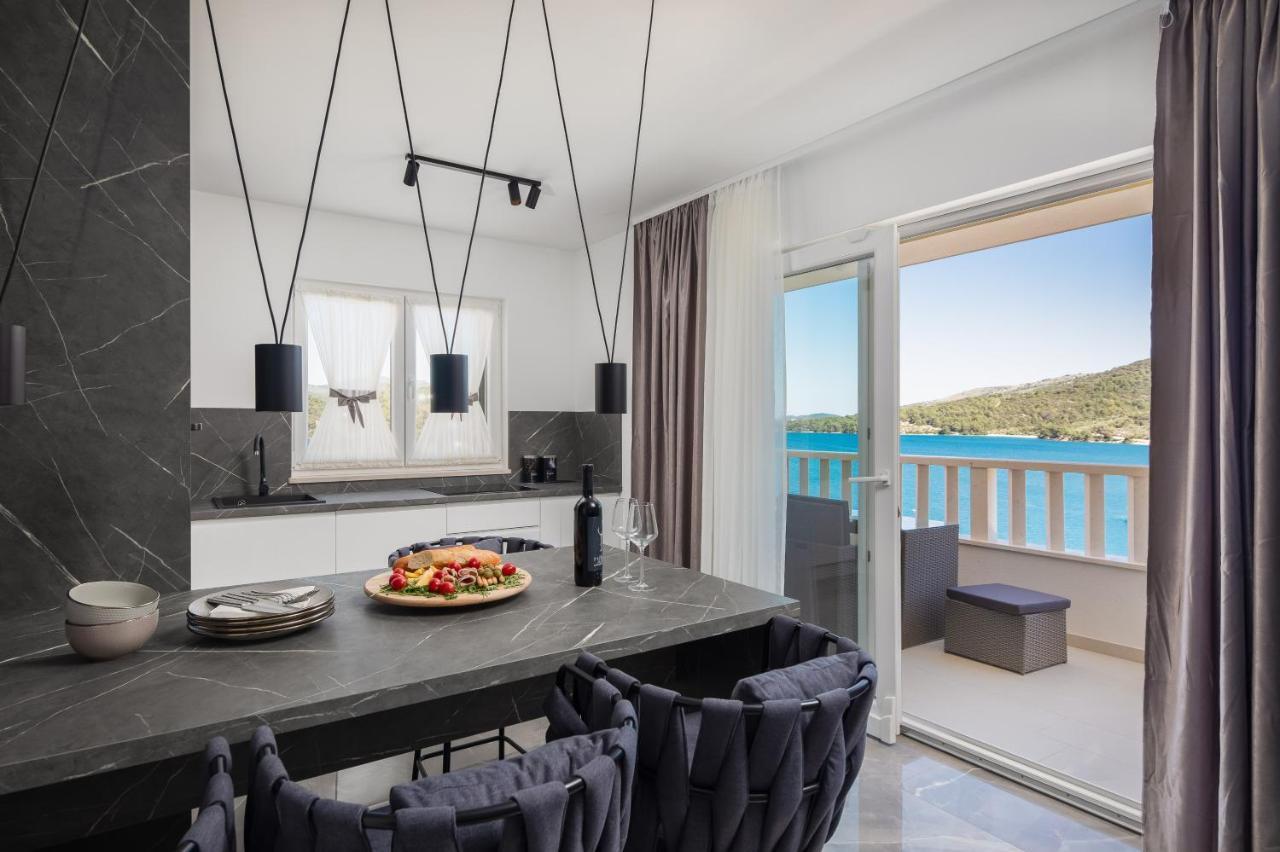Apartments Villa Maracella Marina Bagian luar foto