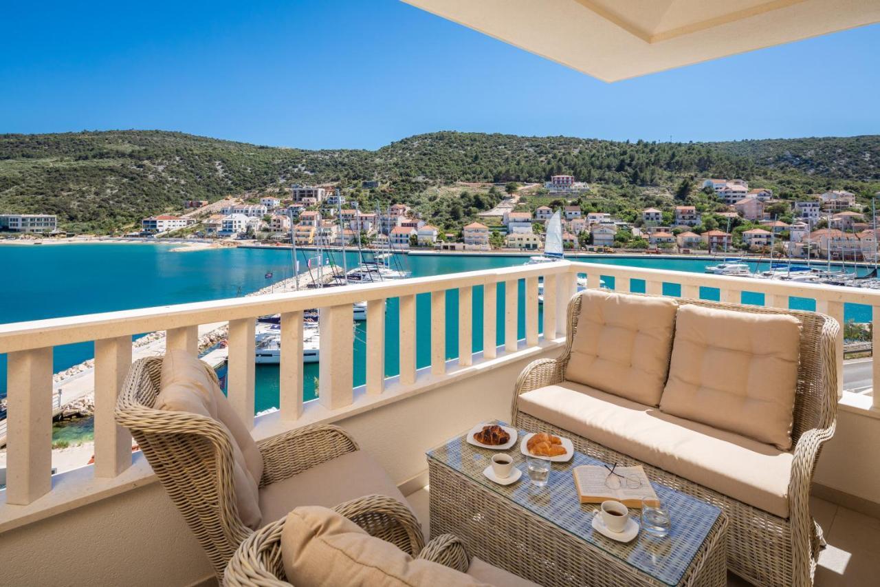 Apartments Villa Maracella Marina Bagian luar foto