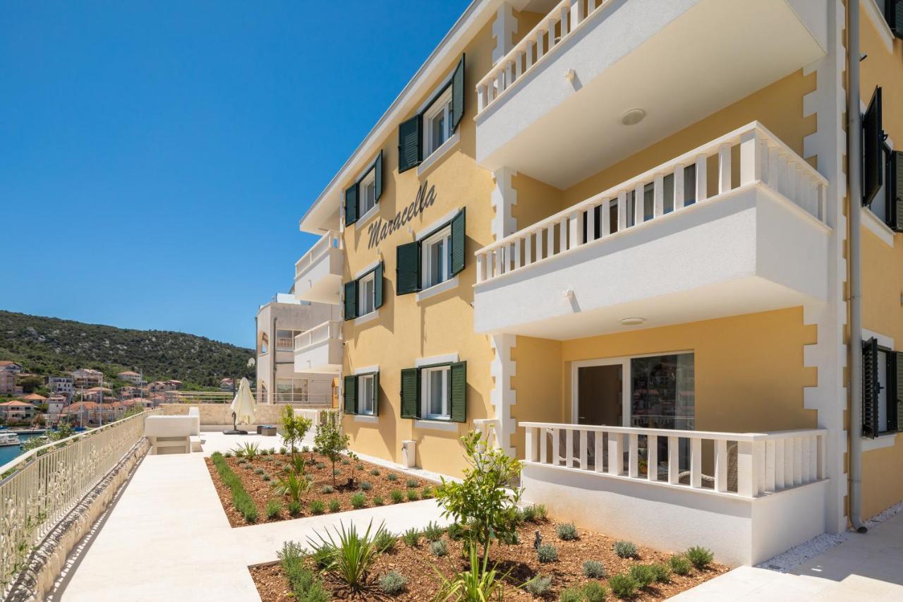 Apartments Villa Maracella Marina Bagian luar foto